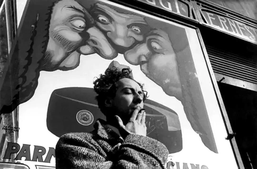 The Art of Photography, Snapshots by Henri Cartier-Bresson